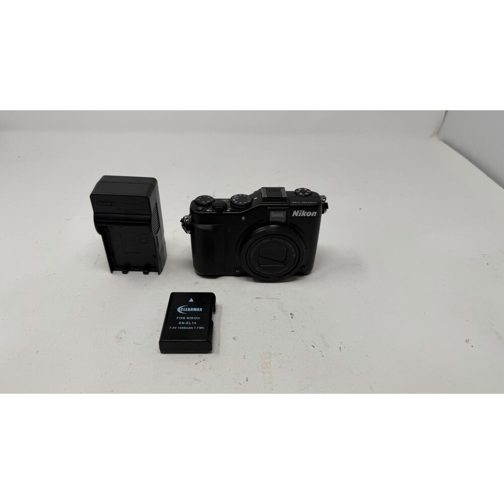Nikon COOLPIX P7000 10.1MP Compact Digital Camera with Battery & Charger
